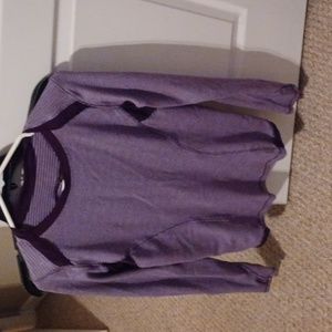 Lululemon running shirt